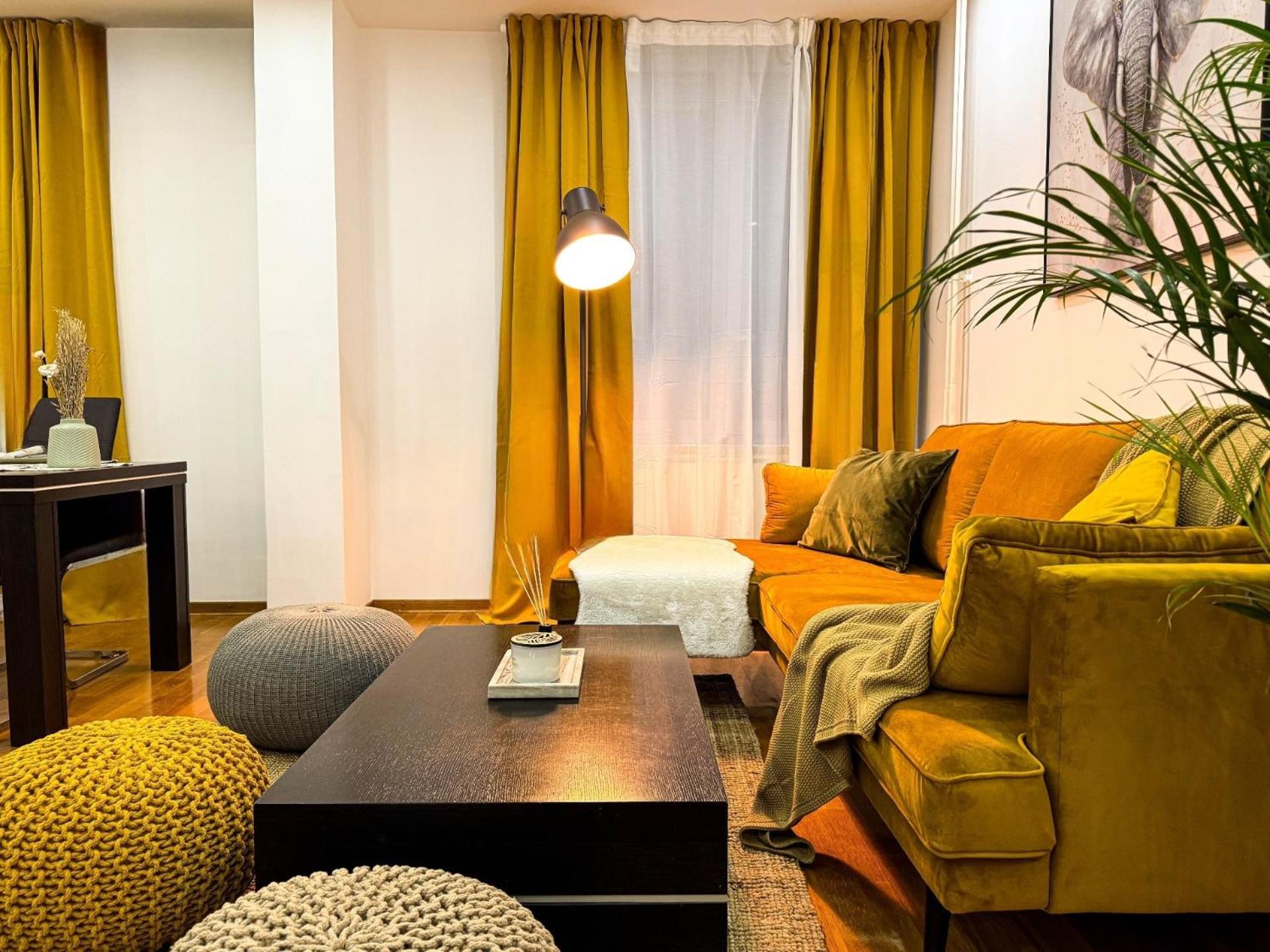 Big Company Old Town Treasure Renovated Apartment Belgrade Exterior photo